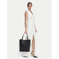 Torebka Elisabetta Franchi. Czarne shopper bag Elisabetta Franchi, bez wzorów, bez dodatków. Za 1,799.00 zł.