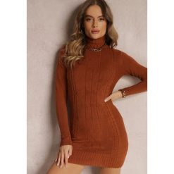 Brązowa Sukienka Dzianinowa z Golfem Creterus. Brązowe sukienki Renee, m, z aplikacjami, z dzianiny, bez kołnierzyka, bez ramiączek, mini. W wyprzedaży za 69.99 zł.