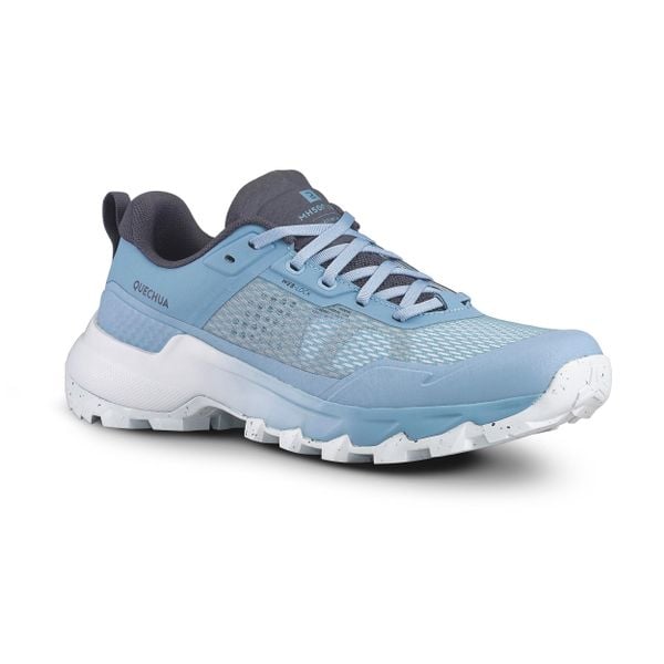 Buty turystyczne damskie Quechua MH500 Light. Niebieskie buty trekkingowe QUECHUA, bez wzorów, z kauczuku, bez zapięcia, outdoorowe. W wyprzedaży za 179.99 zł.