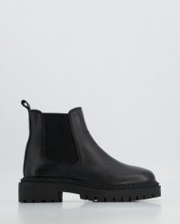 SZTYBLETY DAMSKIE 17112 GUT BLACK. Czarne botki Venezia, bez wzorów, ze skóry, bez obcasa, bez zapięcia. Za 279.00 zł.