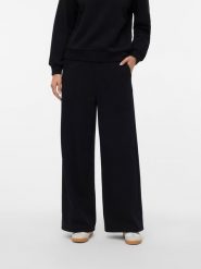 Vero Moda Spodnie dresowe w kolorze czarnym rozmiar: L. Czarne spodnie dresowe Vero Moda, bez wzorów, z dresówki. Za 95.92 zł.