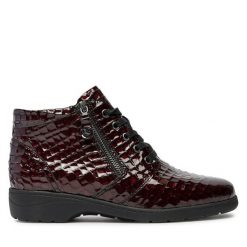 Botki Caprice. Czerwone botki Caprice, bez wzorów, bez obcasa, na płaskiej podeszwie, bez zapięcia. Za 329.99 zł.
