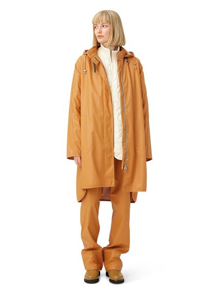 Ilse Jacobsen Płaszcz przeciwdeszczowy w kolorze karmelowym rozmiar: 38. Brązowe kurtki przeciwdeszczowe Ilse Jacobsen, bez wzorów, sportowe, bez kaptura. Za 201.55 zł.