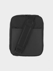 4F Saszetka crossbody uniseks - czarna Uniwersalny. Czarne nerki i saszetki 4f, bez wzorów, z dzianiny, eleganckie, bez dodatków. W wyprzedaży za 59.99 zł.
