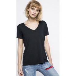 Levi's - Top. T-shirty marki 4f. Za 119.90 zł.