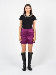 Rebel Queen By Liu Jo Szorty | YF1207 T3516 | Kobieta | Fioletowy. Fioletowe szorty Liu Jo, bez wzorów, z elastanu, eleganckie. W wyprzedaży za 299.00 zł.