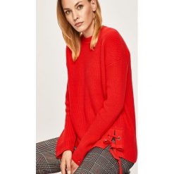 Tommy Hilfiger - Sweter. Czerwone swetry Tommy Hilfiger, m, bez wzorów, z bawełny, bez ramiączek. Za 599.90 zł.