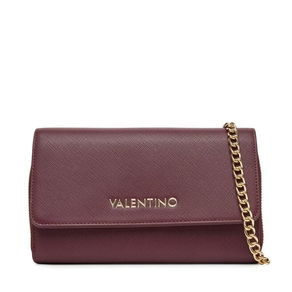 Torebka Valentino. Czerwone kopertówki Valentino, bez wzorów, wizytowe, bez dodatków. Za 209.99 zł.