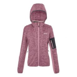 Polar damski zapinany na zamek Regatta Kemilia. Czerwone bluzy z polaru Regatta, bez wzorów, z dzianiny. Za 298.00 zł.