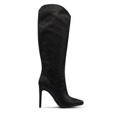 Kozaki Marciano Guess. Czarne kozaki Marciano Guess, z aplikacjami, bez obcasa, na szpilce, bez zapięcia. Za 1,899.00 zł.
