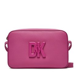 Torebka DKNY. Czerwone listonoszki DKNY, bez wzorów, bez dodatków. Za 1,669.00 zł.