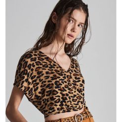 Kimonowa bluzka w panterkę - Wielobarwny. Bluzki marki Sinsay. Za 39.99 zł.