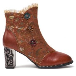 Botki Laura Vita. Brązowe botki LAURA VITA, bez wzorów, bez obcasa, na słupku, bez zapięcia. Za 269.99 zł.