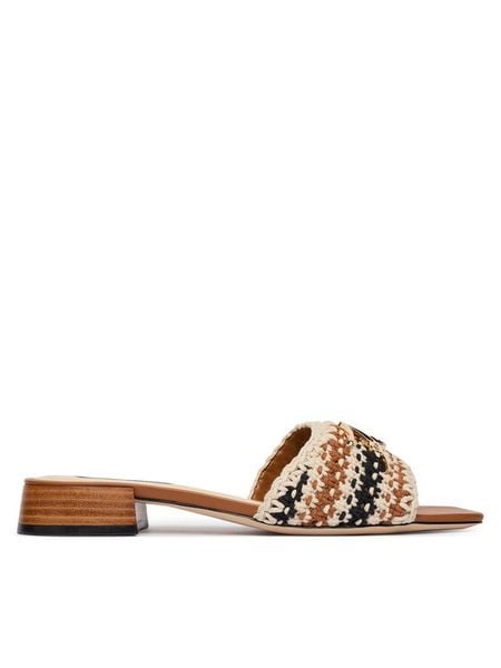 KARL LAGERFELD Klapki Petalo II KL80701C Écru. Białe klapki KARL LAGERFELD, bez wzorów, z materiału, bez obcasa, bez zapięcia. Za 491.99 zł.