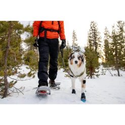 Buty dla psa Ruffwear Polar Trex Winter Dog Boots. Czarne buty treningowe RUFFWEAR, bez wzorów, z polaru, bez zapięcia, outdoorowe. Za 335.99 zł.