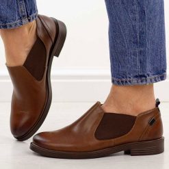 Brązowe skórzane Polskie półbuty damskie Gregors 1156. Brązowe półbuty wsuwane GREGORS, na wiosnę, bez wzorów, z jeansu, biznesowe, z okrągłym noskiem, bez obcasa, na płaskiej podeszwie. Za 379.00 zł.