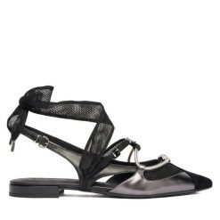 Czółenka PINKO. Czarne czółenka Pinko, bez wzorów, bez obcasa, bez zapięcia. Za 1,079.00 zł.