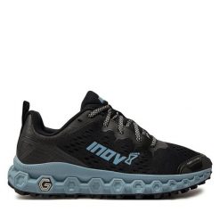 Buty do biegania Inov-8. Czarne buty do biegania Inov-8, bez wzorów, bez zapięcia, do biegania. Za 489.99 zł.