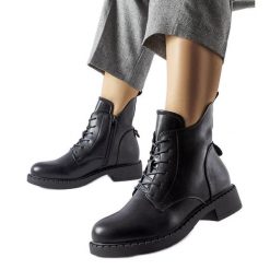 Czarne asymetryczne płaskie botki Solza. Czarne botki bez wzorów, eleganckie, za kostkę, bez obcasa, na obcasie, bez zapięcia. Za 239.09 zł.