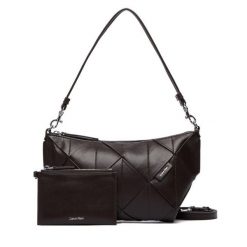Torebka Calvin Klein. Brązowe torebki klasyczne Calvin Klein, bez wzorów, klasyczne, bez dodatków. Za 569.99 zł.
