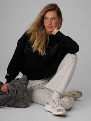 4F Bluza dresowa regular z kapturem damska - czarna XL. Czarne bluzy z kapturem 4f, xl, z aplikacjami, z dresówki, z kapturem. Za 159.99 zł.