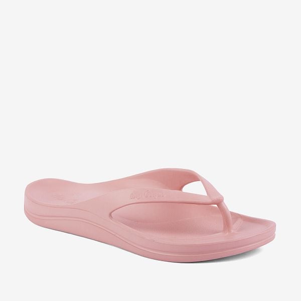 Damskie klapki Coqui Naitiri. Brązowe klapki Coqui, bez wzorów, bez obcasa, bez zapięcia. Za 113.99 zł.