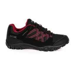 Buty trekkingowe damskie Lady Edgepoint III Regatta. Czarne buty trekkingowe Regatta, na wiosnę, bez zapięcia. Za 249.99 zł.