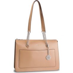 Torebka DKNY - Bryant Lg Zip Tote R74A3009 Latte LAT. Torebki klasyczne marki DKNY. W wyprzedaży za 779.00 zł.