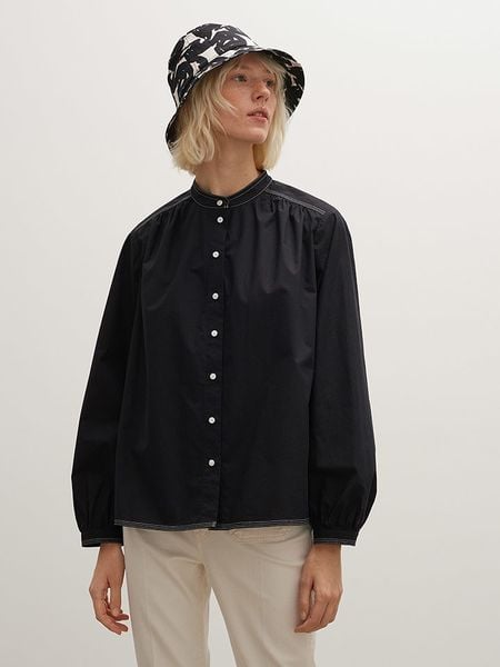 OPUS Bluzka w kolorze czarnym rozmiar: 38. Czarne bluzki Opus, bez wzorów, z bawełny, bez kołnierzyka, bez ramiączek. Za 91.77 zł.