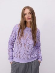 Bluzka z haftem - lawendowy. Fioletowe bluzki Reserved, l, bez wzorów, z koronki, bez kołnierzyka, bez ramiączek. W wyprzedaży za 79.99 zł.