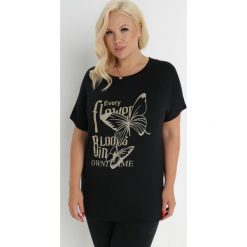 Czarny T-shirt Semeda. Czarne t-shirty Born2be, xl, bez wzorów, bez kołnierzyka, bez ramiączek. W wyprzedaży za 45.49 zł.