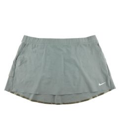 Second life - Szarawe mini spódnice golfowe dla kobiet Nike - Jak nowy. Brązowe szorty Nike, bez wzorów, sportowe. Za 84.56 zł.