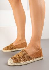 Jasnobrązowe Espadryle z Ażurowym Zdobieniem i Plecioną Podeszwą Nusailia. Brązowe espadryle Born2be, z aplikacjami, boho, bez obcasa, na obcasie. W wyprzedaży za 80.74 zł.