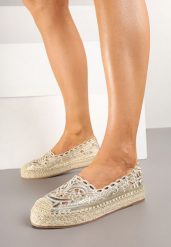 Złote Espadryle na Podeszwie z Plecionki Zdobione Ażurowym Wzorem Elnil. Żółte espadryle Renee, z aplikacjami, z jeansu, boho, bez obcasa, na płaskiej podeszwie. W wyprzedaży za 75.99 zł.