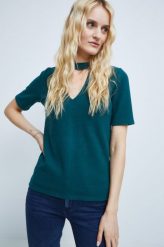 Medicine t-shirt damski kolor turkusowy. Niebieskie t-shirty MEDICINE, bez wzorów, z materiału, bez kołnierzyka, bez ramiączek. W wyprzedaży za 76.93 zł.