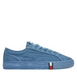 Tenisówki Tommy Jeans. Niebieskie trampki Tommy Jeans, bez wzorów, z jeansu, bez zapięcia. Za 359.99 zł.