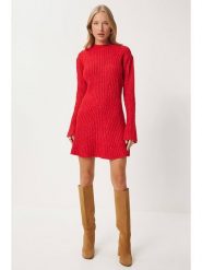 Happiness Istanbul Dzianinowa sukienka w kolorze czerwonym rozmiar: S/M. Czerwone sukienki Happiness Istanbul, m, bez wzorów, z dzianiny, bez kołnierzyka, bez ramiączek, mini. Za 118.28 zł.