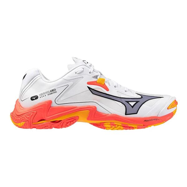 Buty halowe Mizuno Wave Lightning Z8. Białe buty do biegania Mizuno, bez wzorów, z materiału, bez zapięcia, do biegania, mizuno wave. Za 369.99 zł.
