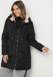 Czarna Klasyczna Kurtka Parka z Futrzaną Wyściółką Olenevia. Czarne kurtki Born2be, l, bez wzorów, z futra, klasyczne, bez kaptura. Za 189.99 zł.