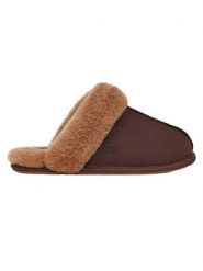 UGG Skórzane kapcie "Scuffette II" w kolorze brązowym rozmiar: 36. Brązowe kapcie UGG, bez wzorów, z wełny. Za 361.87 zł.