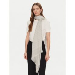 Szal Guess. Szaliki i kominy Guess, z aplikacjami. Za 259.99 zł.