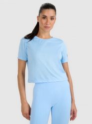 4F Koszulka treningowa crop-top szybkoschnąca damska - niebieska L. Niebieskie topy sportowe 4f, l, w ażurowe wzory, z materiału, na fitness i siłownię. W wyprzedaży za 99.99 zł.