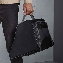Torba Na Buty / Buty Turystyczne 14 Litrów Jeden Rozmiar. Czarne torby sportowe QUADRA, bez wzorów, z materiału. Za 48.99 zł.