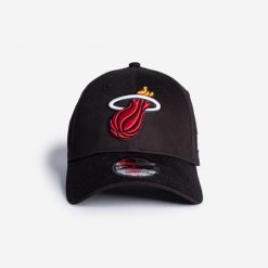 Czapka z daszkiem do koszykówki New Era NBA Miami Heat. Czapki z daszkiem New Era, bez wzorów, klasyczne. Za 129.99 zł.