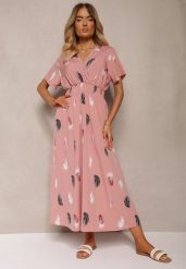 Ciemnoróżowa Sukienka Namsilone. Czerwone sukienki Renee, l, bez wzorów, eleganckie, bez kołnierzyka, bez ramiączek, mini. W wyprzedaży za 55.99 zł.