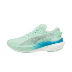 Buty do biegania damskie Puma Deviate Nitro 3. Niebieskie buty do biegania Puma, bez wzorów, z materiału, bez zapięcia, do biegania. W wyprzedaży za 549.99 zł.