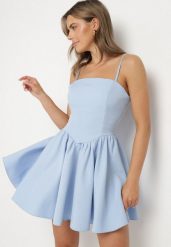 Jasnoniebieska Gorsetowa Sukienka z Rozkloszowanym Dołem Lealetia. Niebieskie sukienki Born2be, m, bez wzorów, z materiału, klasyczne, bez kołnierzyka, bez ramiączek, mini, gorsetowe. W wyprzedaży za 119.99 zł.