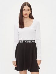 Calvin Klein Jeans Sukienka codzienna J20J222523 Kolorowy Regular Fit. Sukienki Calvin Klein Jeans, na co dzień, s, bez wzorów, z jeansu, bez kołnierzyka, bez ramiączek, proste. Za 269.99 zł.