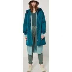 Medicine parka damska kolor zielony przejściowa. Zielone płaszcze MEDICINE, l, bez wzorów, z kapturem. Za 259.90 zł.