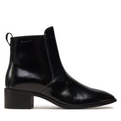 Botki Gant. Czarne botki Gant, bez wzorów, bez obcasa, na słupku, bez zapięcia. Za 469.99 zł.